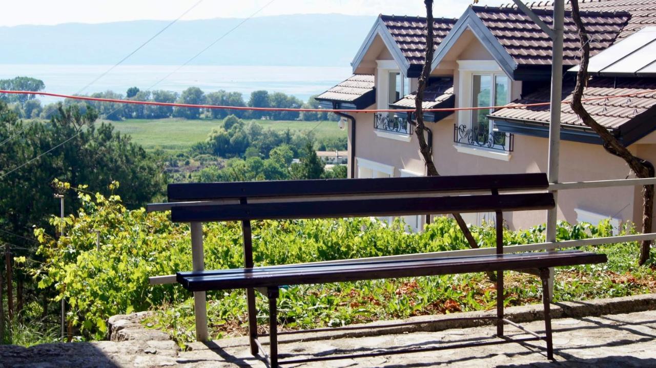 Villa Megdani B Ohrid Bagian luar foto