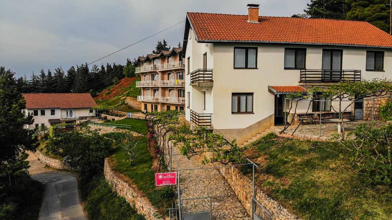 Villa Megdani B Ohrid Bagian luar foto