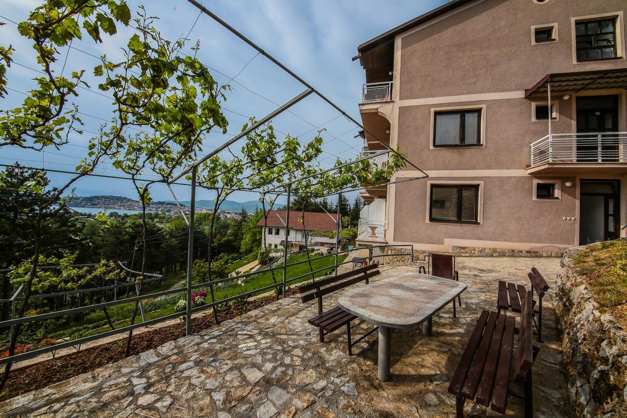 Villa Megdani B Ohrid Bagian luar foto